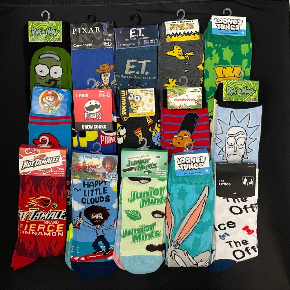 ~ L@@K~ Lot 15x Novelty Crew Sock Size 6-12 - Picture 1 of 7